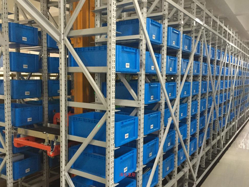 電（diàn）器行（háng）業塑料周轉（zhuǎn）箱應用