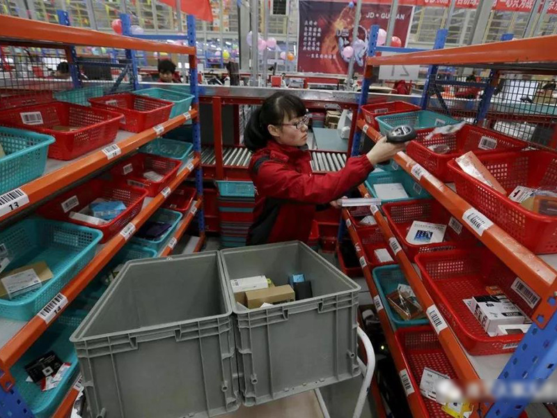 塑料周（zhōu）轉筐應用於物（wù）流周